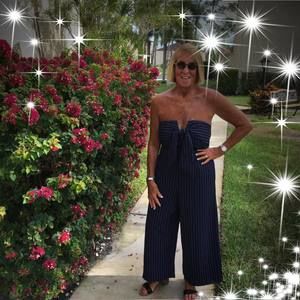 Meet your Posher, Pamela